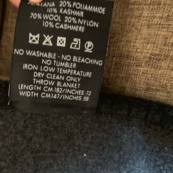 Gucci Blanket / Throw - Picture 2 of 5